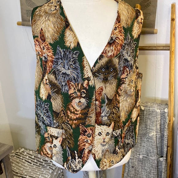 Karen Scott Jackets & Blazers - Vintage tapestry cat vest